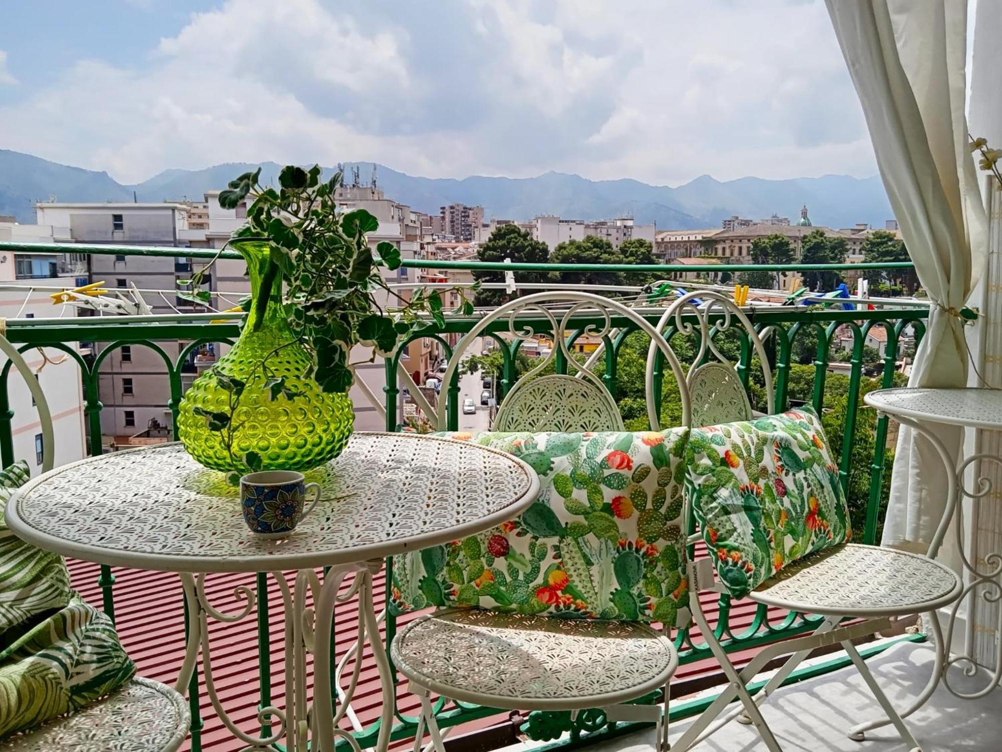 Casa Amari Alla Zisa Hostel Palermo Luaran gambar